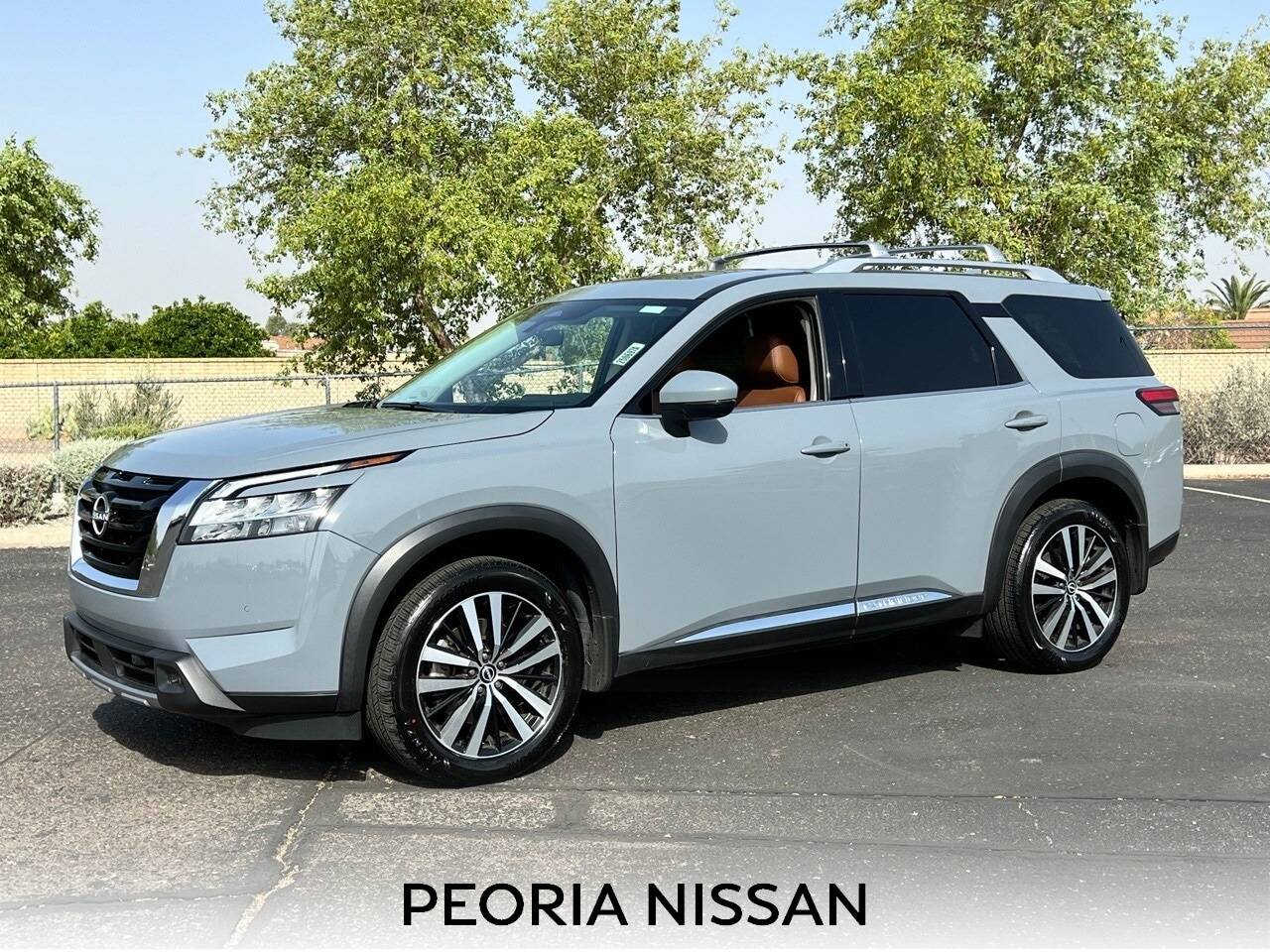 2023 Nissan Pathfinder Platinum — SUV — 21,298 mi — Peoria, AZ