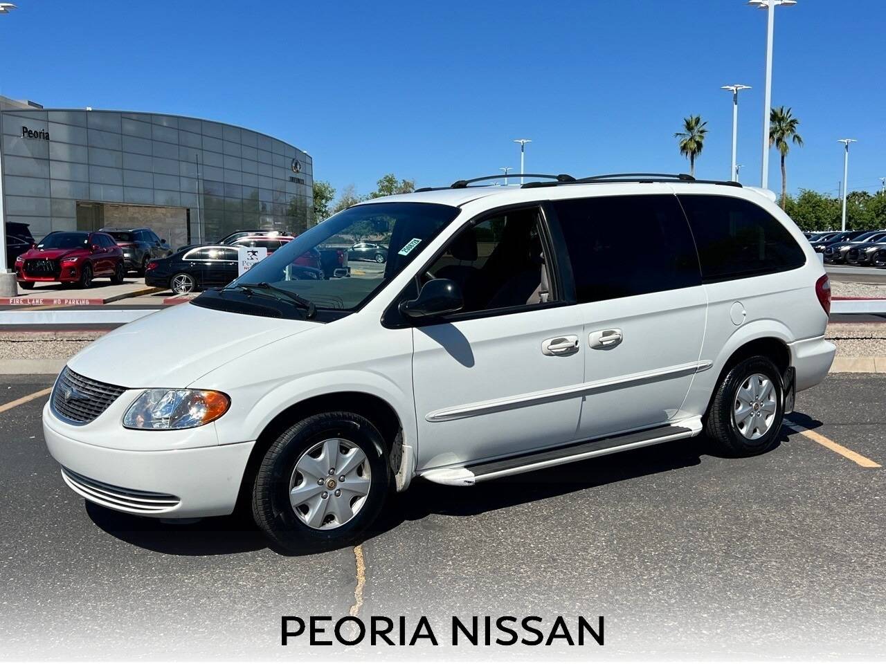 2002 Chrysler Town & Country LX — Minivan — 151,973 mi — Peoria, AZ
