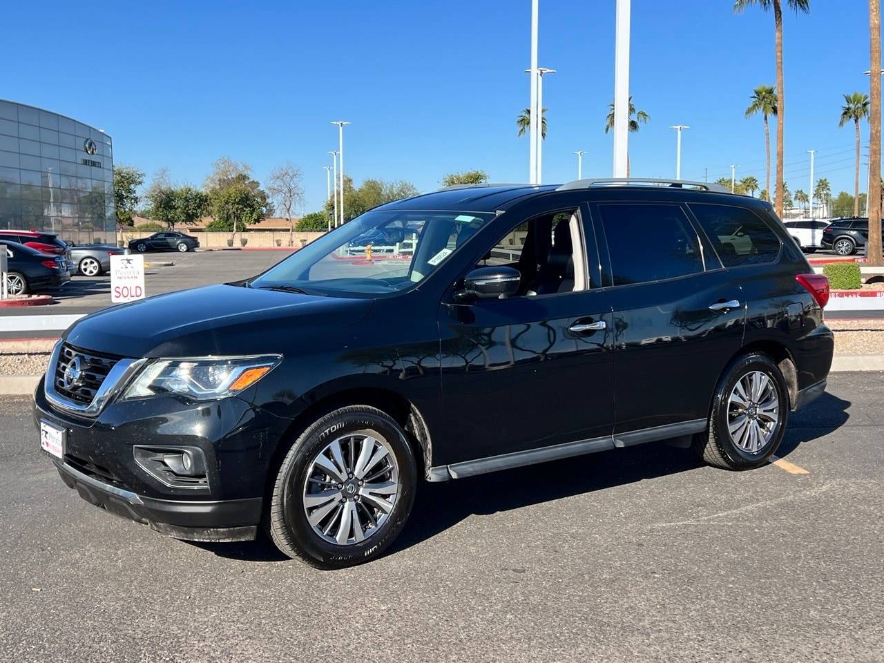 2019 Nissan Pathfinder SL — SUV — 80,279 mi — Peoria, AZ