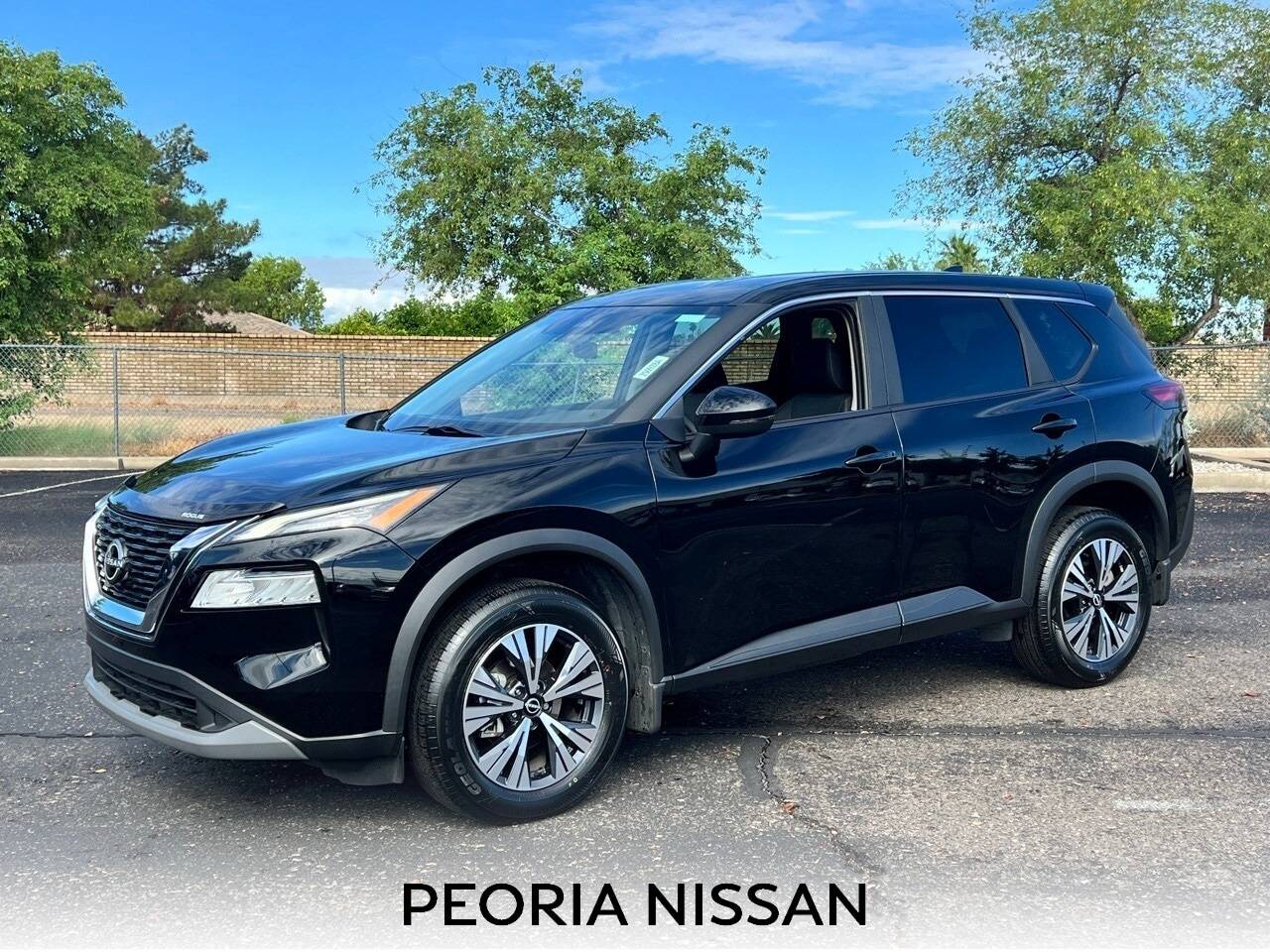 2023 Nissan Rogue SV — SUV — 28,856 mi — Peoria, AZ