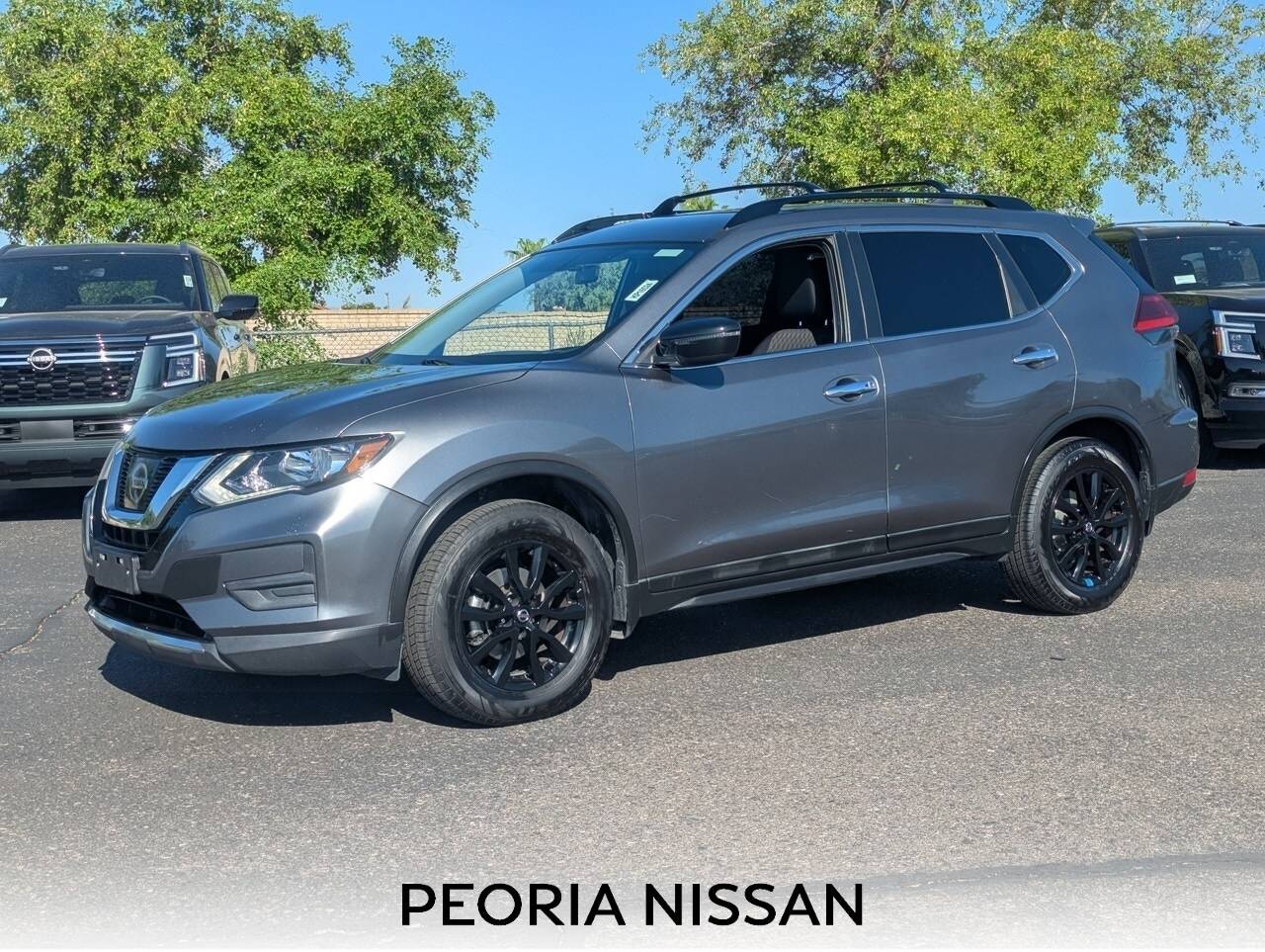 2017 Nissan Rogue SV — SUV — 135,671 mi — Peoria, AZ