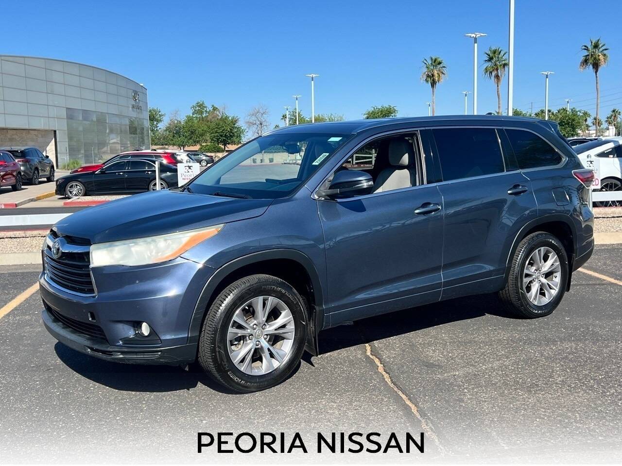 2014 Toyota Highlander XLE — SUV — 160,000 mi — Peoria, AZ