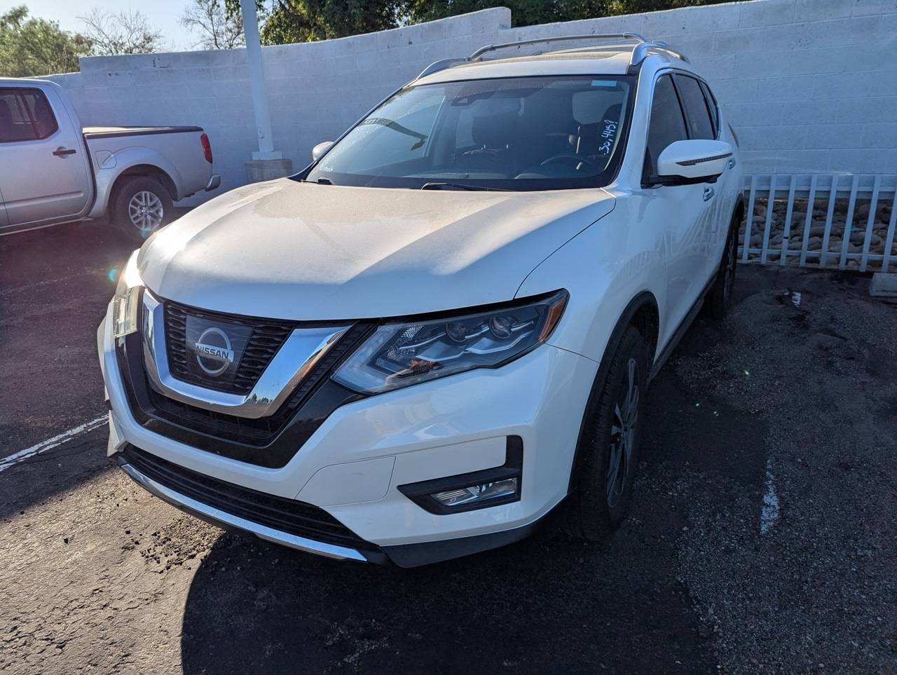 2017 Nissan Rogue SL — SUV — 30,444 mi — Peoria, AZ