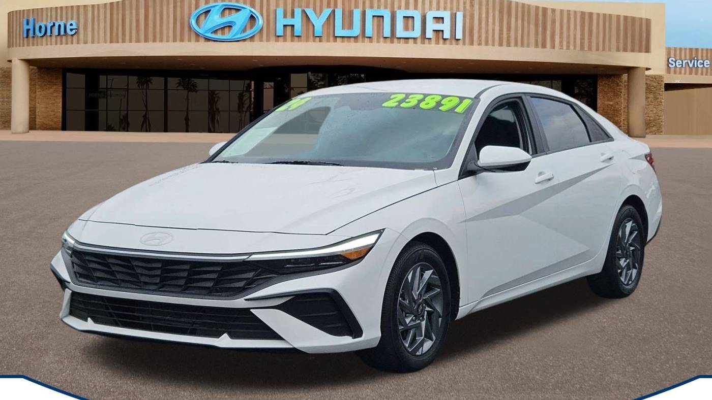 2024 Hyundai Elantra SEL — Sedan — 9,793 mi — Apache Junction, AZ
