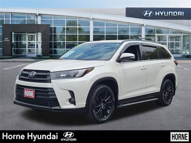 2019 Toyota Highlander SE V6 — SUV — 51,503 mi — Apache Junction, AZ