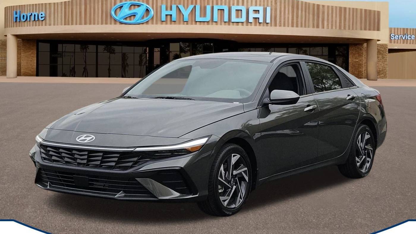 2024 Hyundai Elantra SEL — Sedan — 5,782 mi — Apache Junction, AZ