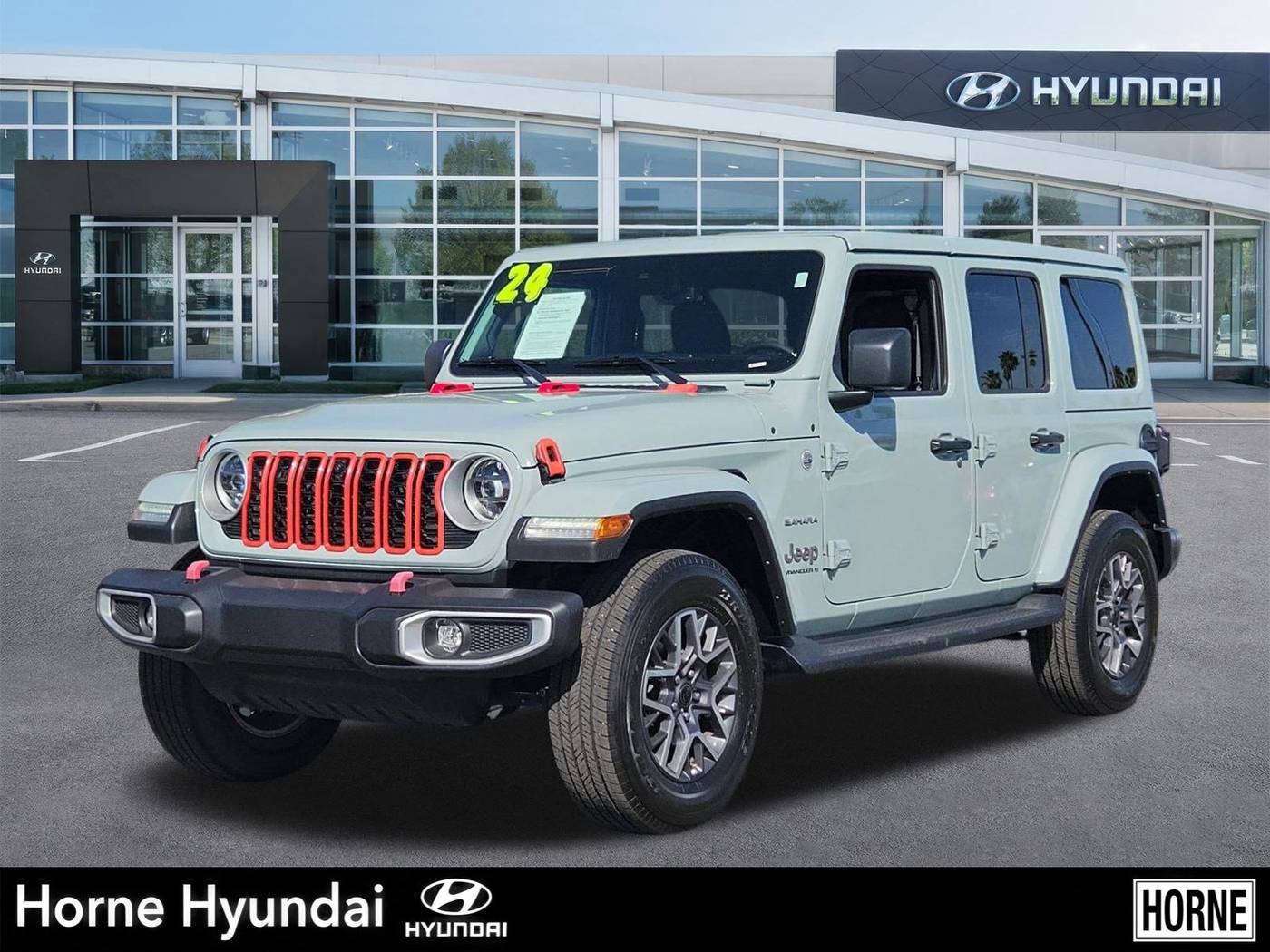 2024 Jeep Wrangler Sahara — SUV — 25,922 mi — Apache Junction, AZ