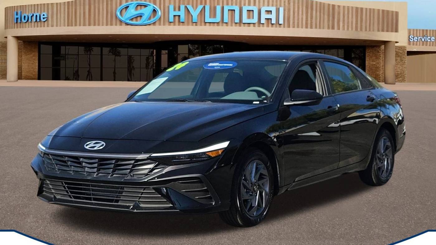 2024 Hyundai Elantra SEL — Sedan — 5,110 mi — Apache Junction, AZ
