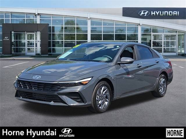 2024 Hyundai Elantra SEL — Sedan — 7,141 mi — Apache Junction, AZ
