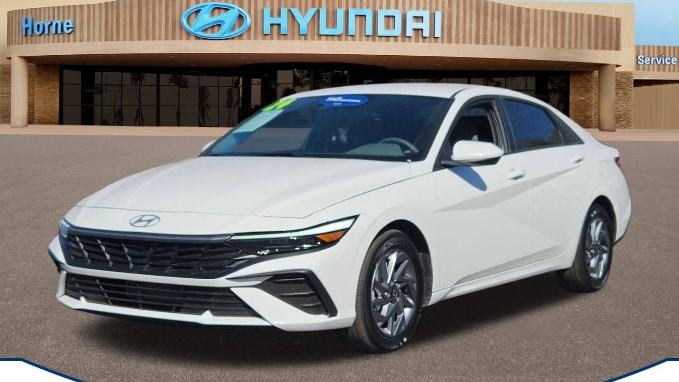 2024 Hyundai Elantra SEL — Sedan — 6,560 mi — Apache Junction, AZ