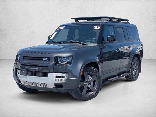 2023 Land Rover Defender SE