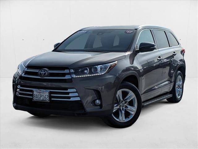 2017 Toyota Highlander Limited — SUV — 9,921 mi — Woodland Hills, CA