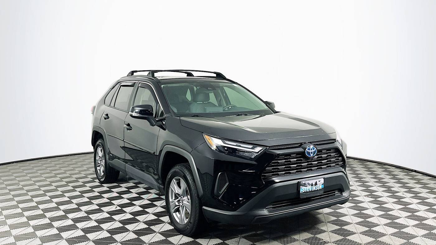 2022 Toyota RAV4 Hybrid XLE — SUV — 19,919 mi — Frederick, CO