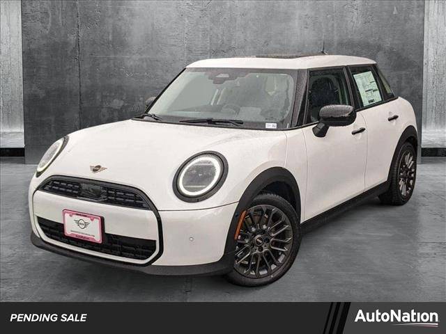 2025 MINI Hardtop C Signature Trim — Hatchback — 8,825 mi — Santa Clara, CA