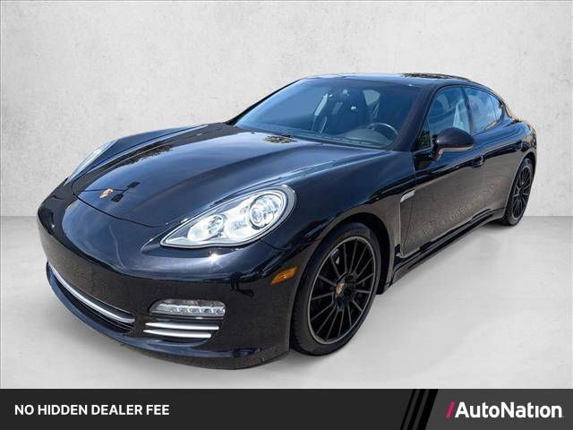 2013 Porsche Panamera Platinum Edition