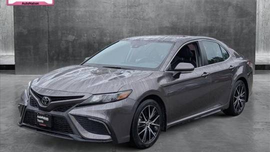 2022 Toyota Camry SE — Sedan — 60,728 mi — Hayward, CA