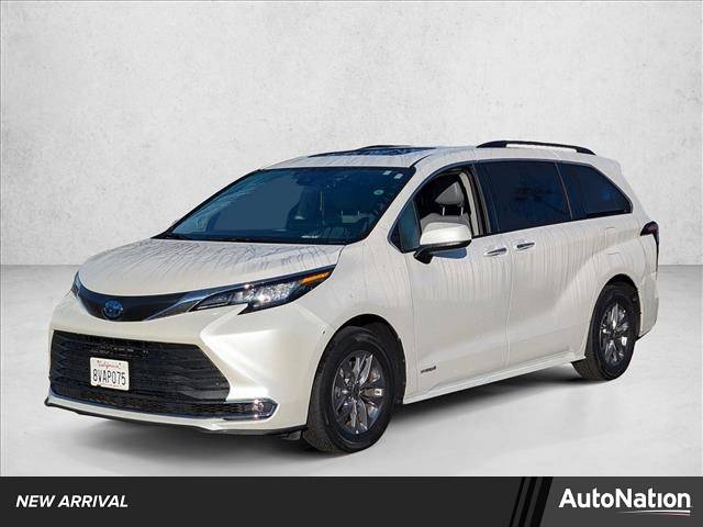 2021 Toyota Sienna XLE — Minivan — 37,069 mi — Hayward, CA