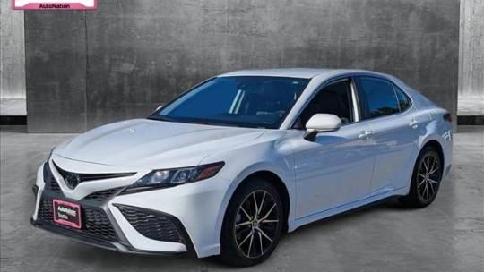 2022 Toyota Camry SE — Sedan — 23,156 mi — Hayward, CA