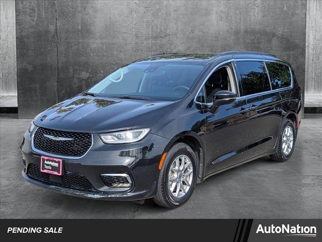 2022 Chrysler Pacifica Touring L — Minivan — 103,472 mi — Hayward, CA
