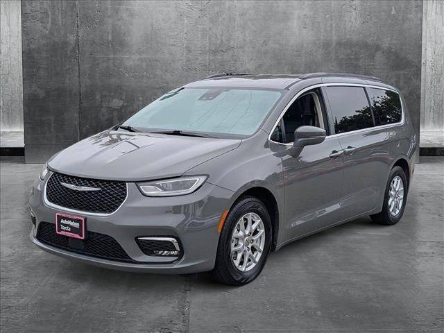 2022 Chrysler Pacifica Touring L — Minivan — 106,468 mi — Hayward, CA