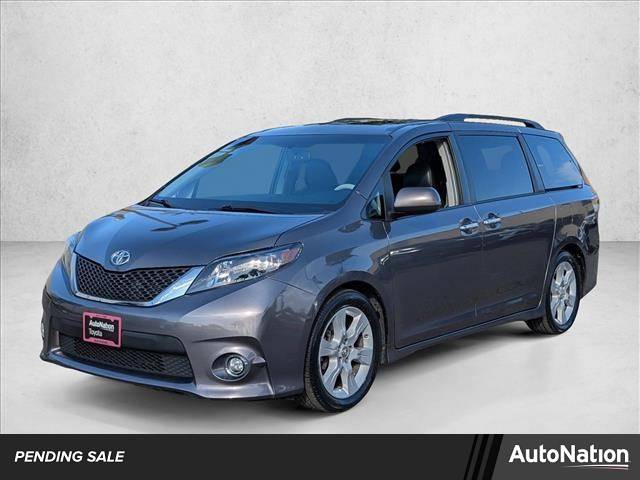 2014 Toyota Sienna SE — Minivan — 104,819 mi — Hayward, CA