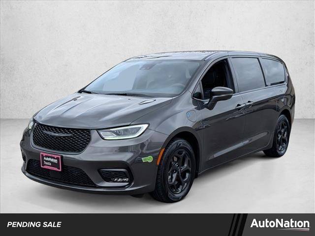 2022 Chrysler Pacifica Hybrid Limited — Minivan — 26,148 mi — Hayward, CA
