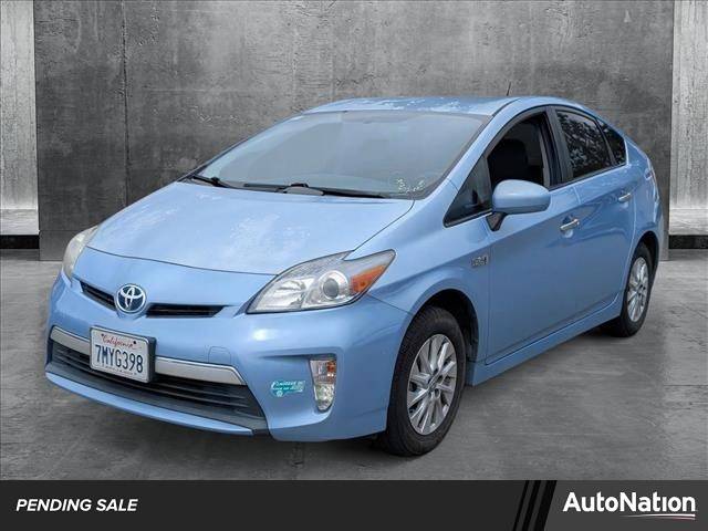 2015 Toyota Prius Advanced — Hatchback — 106,887 mi — Hayward, CA