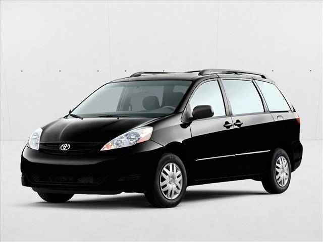 2009 Toyota Sienna LE — Minivan — 146,572 mi — Hayward, CA