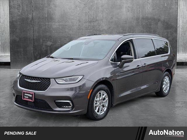 2022 Chrysler Pacifica Touring L — Minivan — 103,038 mi — Hayward, CA