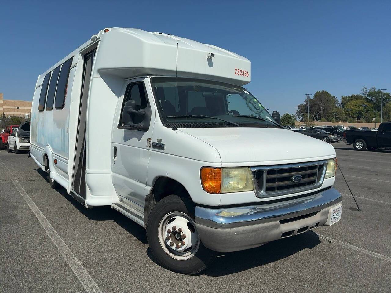 2007 Ford Econoline Commercial Cutaway E-350 — Chassis Cab Truck — 17,000 mi — Oceanside, CA