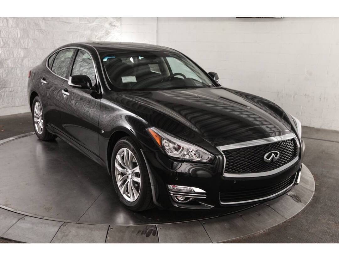 2017 INFINITI Q70L 3.7x — Sedan — 130,995 mi — Baltimore, MD
