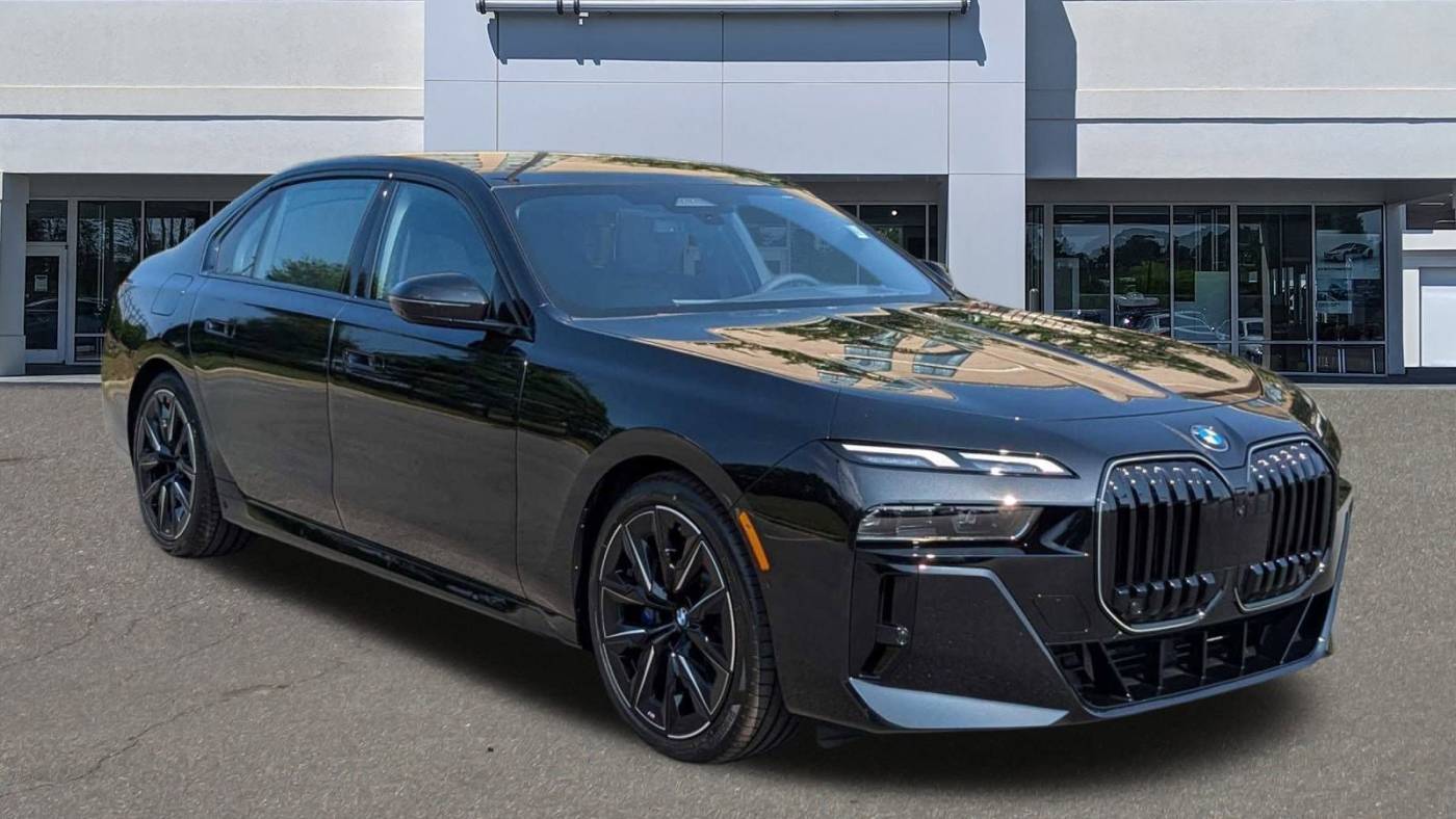 2024 BMW 7 Series 740i — Sedan — 10,395 mi — Fayetteville, NC
