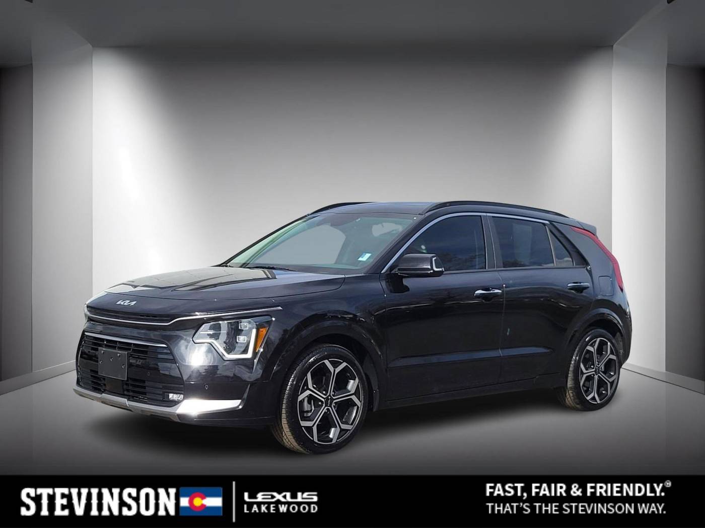 2023 Kia Niro Hybrid SX Touring — SUV — 17,388 mi — Lakewood, CO