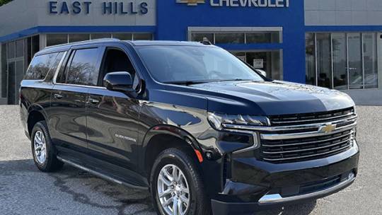 2023 Chevrolet Suburban LT — SUV — 56,846 mi — Roslyn, NY
