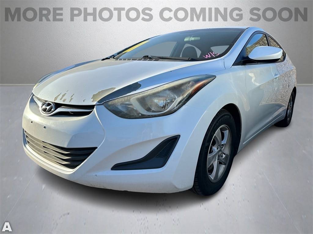 2015 Hyundai Elantra SE — Sedan — 117,378 mi — Scottsdale, AZ