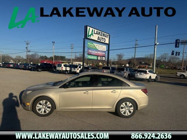 2013 Chevrolet Cruze LS — Sedan — 123,255 mi — Morristown, TN