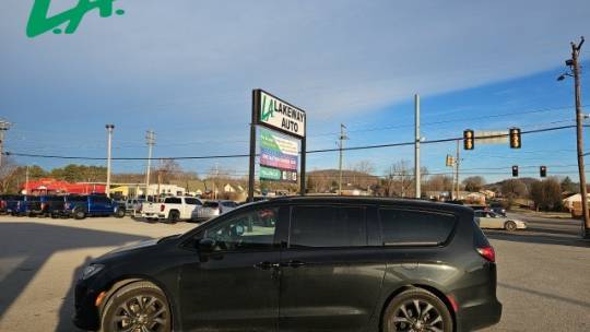 2019 Chrysler Pacifica Touring L — Minivan — 109,710 mi — Morristown, TN