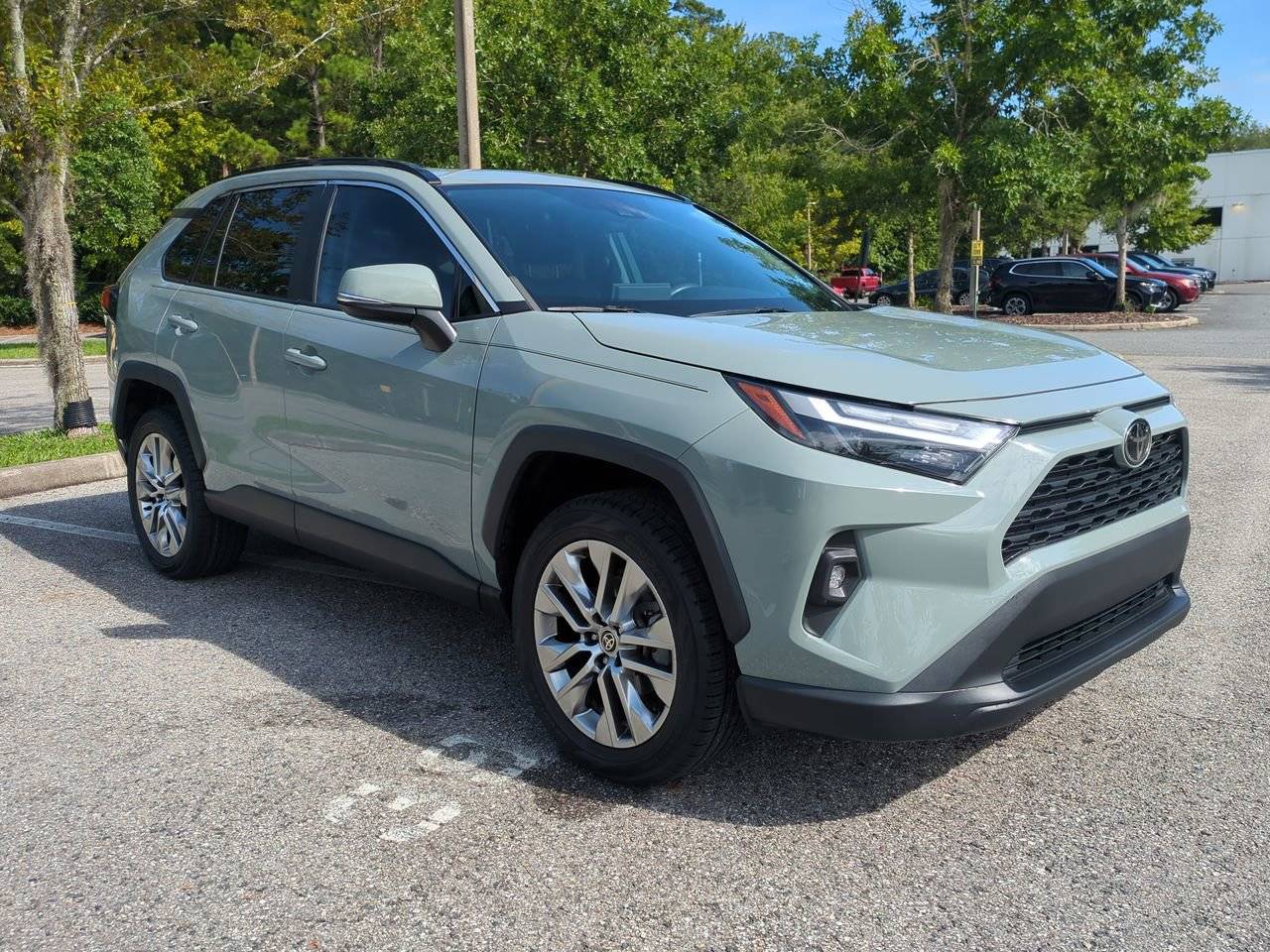 Thumbnail 3