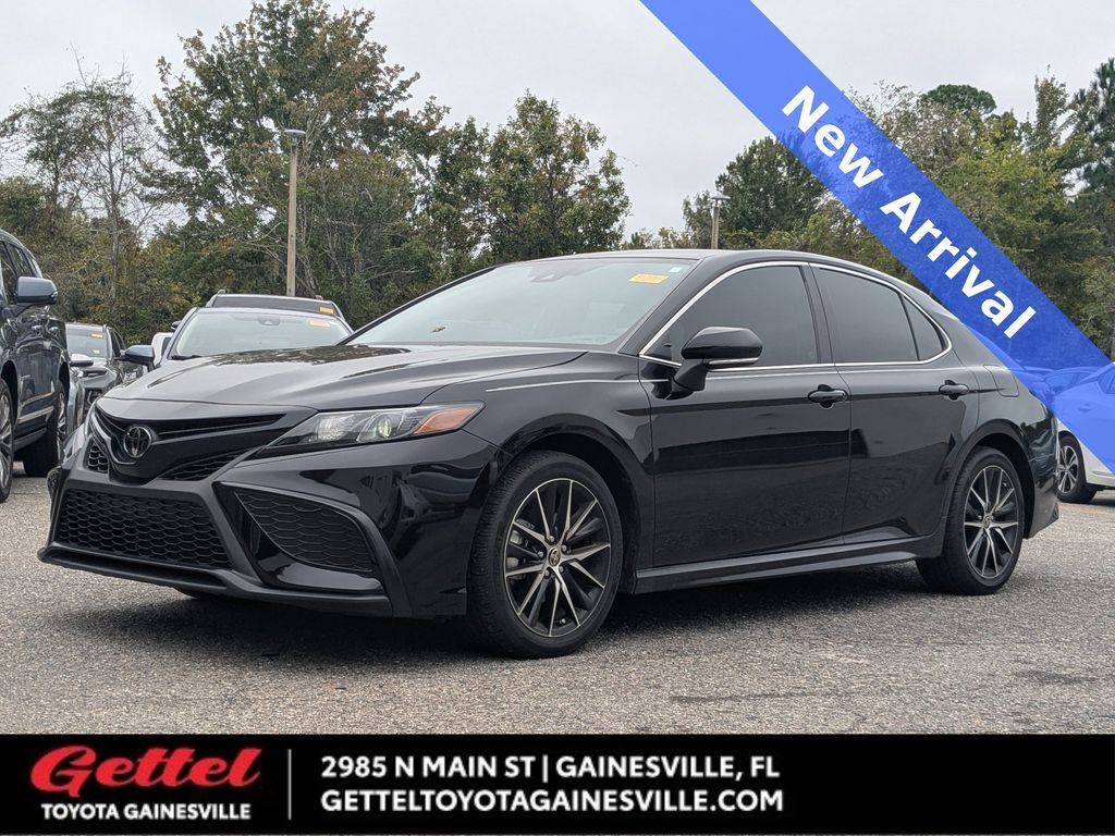 2024 Toyota Camry SE — Sedan — 12,139 mi — Gainesville, FL