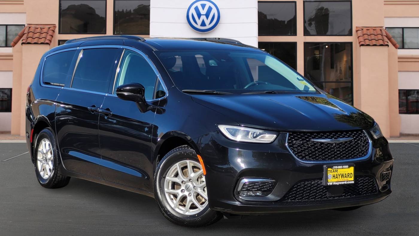 2022 Chrysler Pacifica Touring L — Minivan — 78,521 mi — Hayward, CA