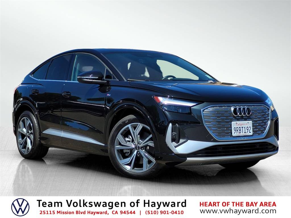 2024 Audi Q4 e-tron Premium — SUV — 2,898 mi — Hayward, CA