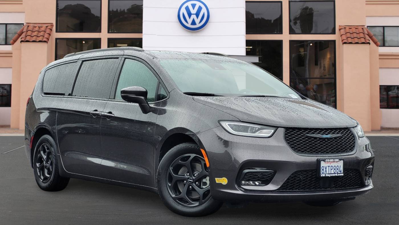 2021 Chrysler Pacifica Hybrid Limited — Minivan — 25,952 mi — Hayward, CA