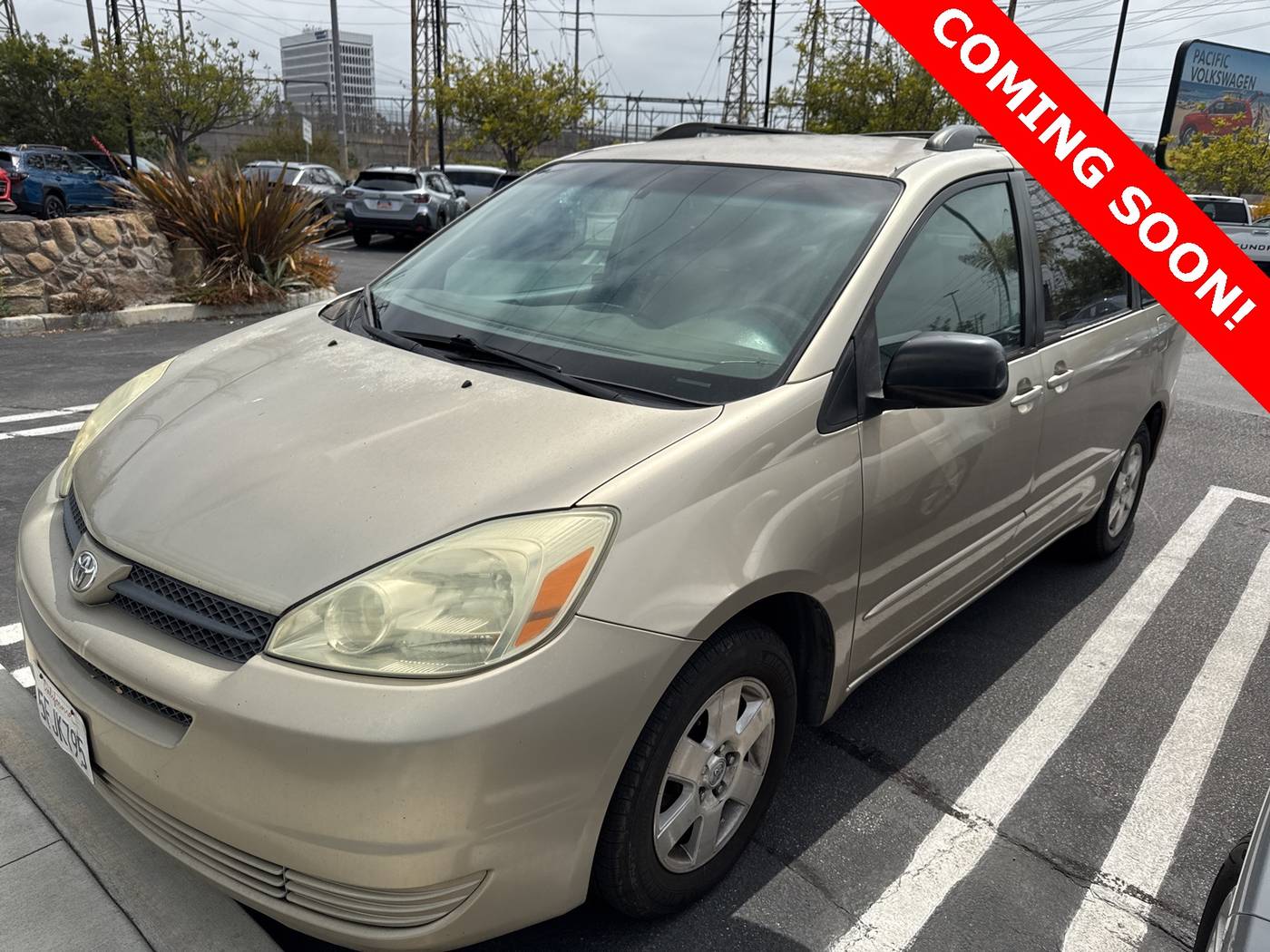 2004 Toyota Sienna CE — Minivan — 185,838 mi — Hawthorne, CA