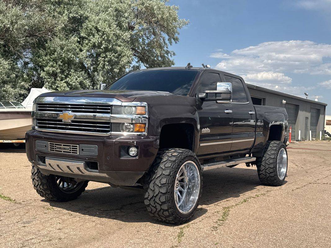 2016 Chevrolet Silverado 2500HD LT — Pickup Truck — 181,193 mi — Fort Lupton, CO