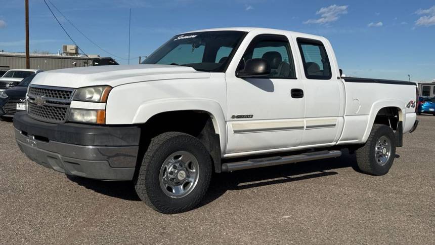 2005 Chevrolet Silverado 2500HD LT — Pickup Truck — 302,298 mi — Fort Lupton, CO