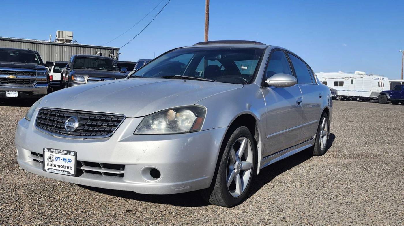 2006 Nissan Altima 3.5 SL — Sedan — 170,585 mi — Fort Lupton, CO