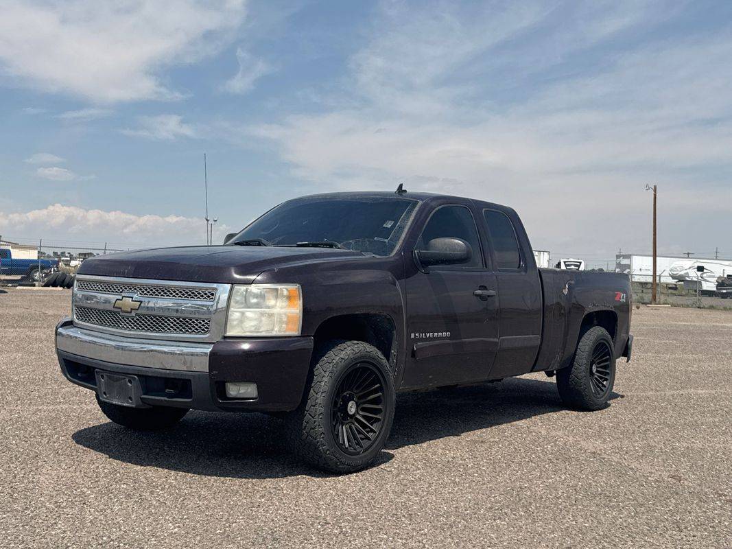 2008 Chevrolet Silverado 1500 WT — Pickup Truck — 213,441 mi — Fort Lupton, CO