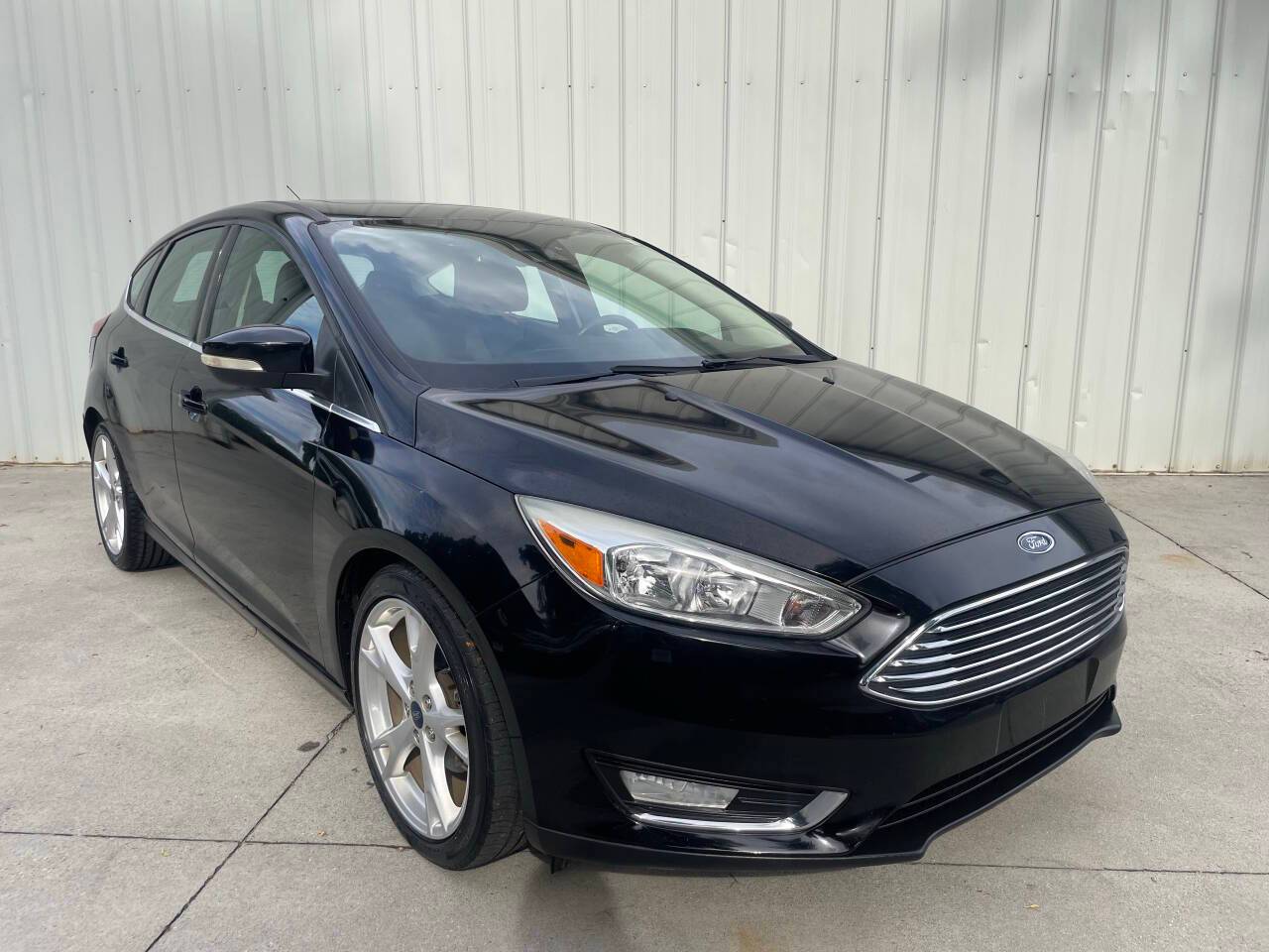 2016 Ford Focus Titanium — Hatchback — 106,076 mi — Burlington, NC