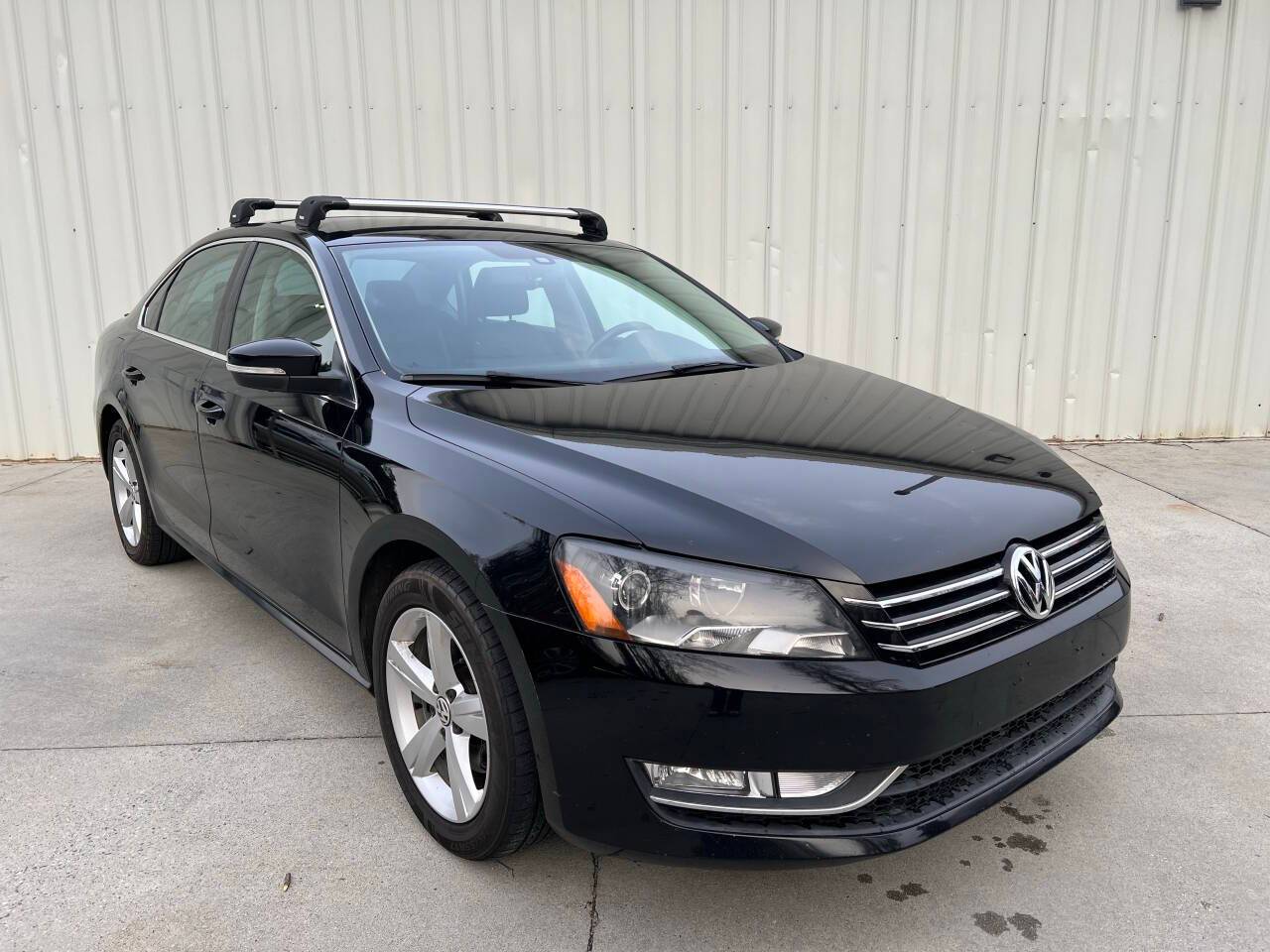 2013 Volkswagen Passat SE — Sedan — 118,035 mi — Burlington, NC