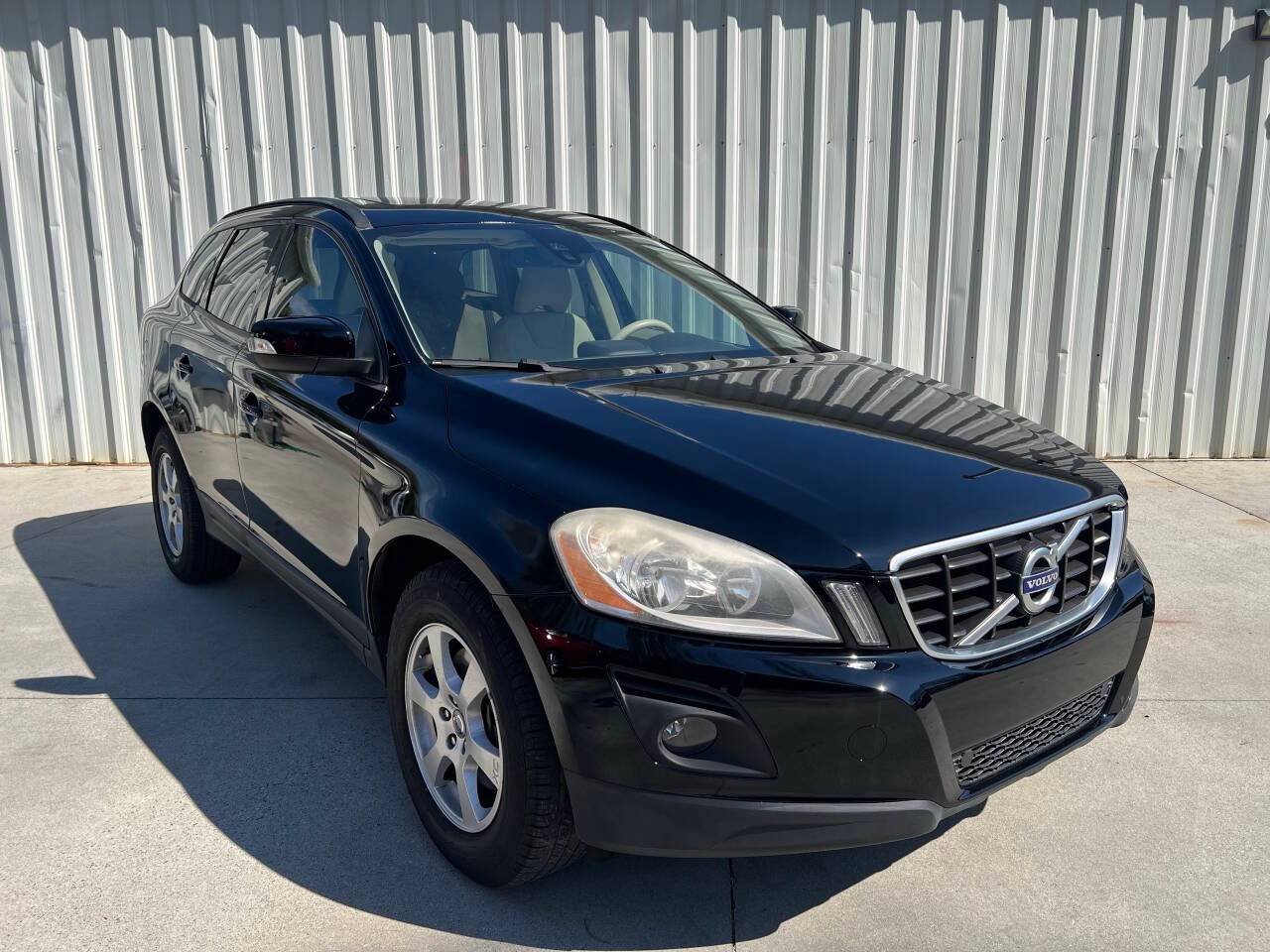 2010 Volvo XC60 3.2 — SUV — 82,547 mi — Burlington, NC